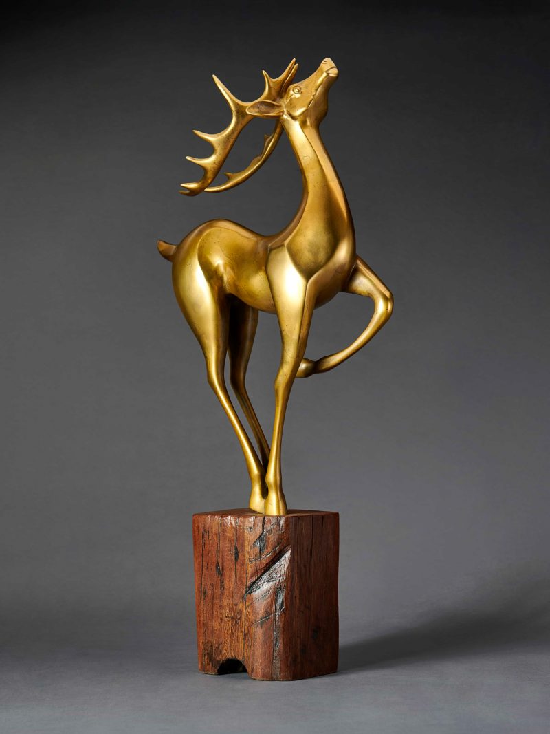 gold reindeer 1