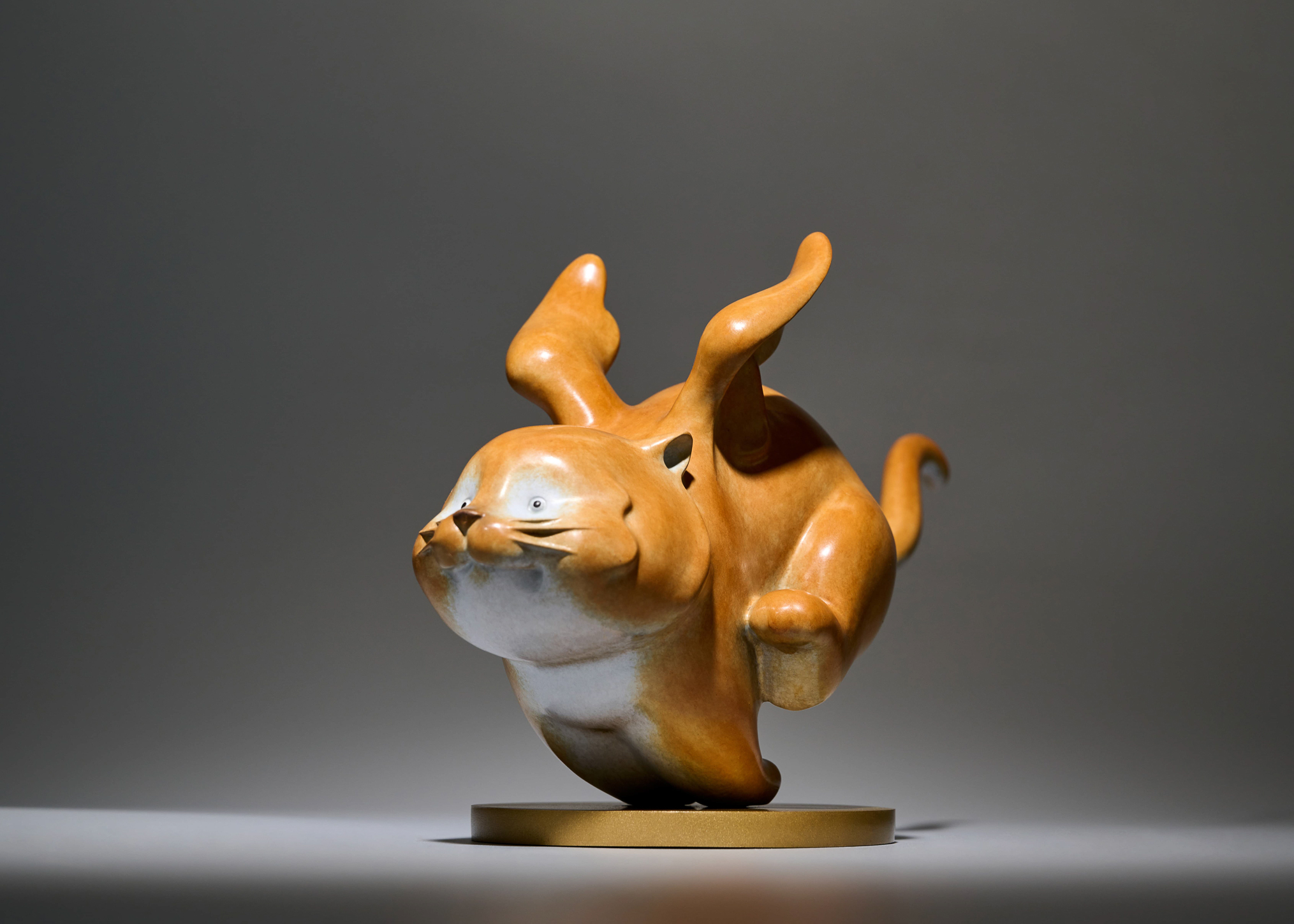 Cartoon flying tiger — front view.