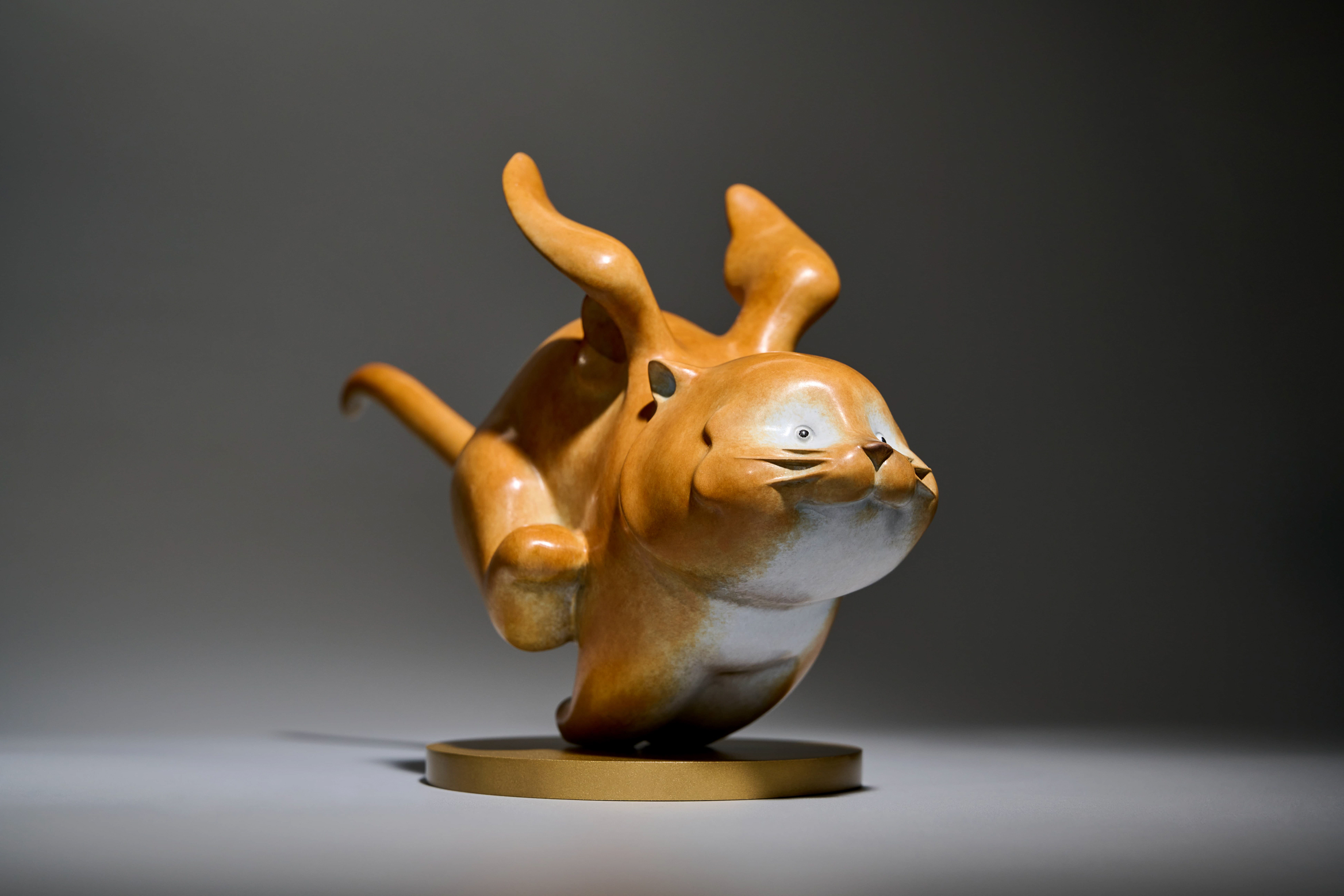 Cartoon flying tiger — close side view.