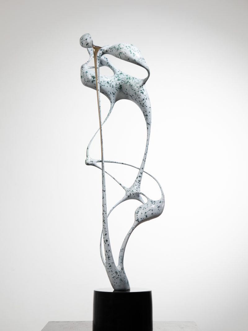 Abstract sculpture, entwined, ascending2